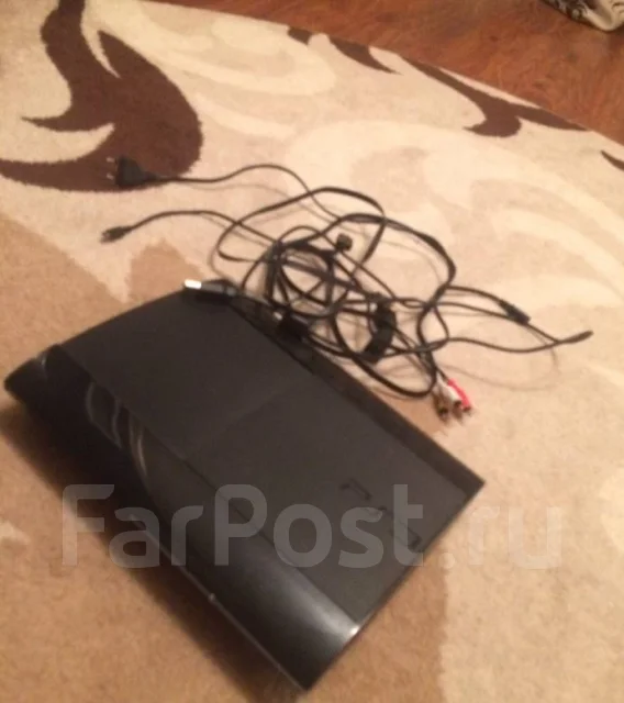 Sony PlayStation 3 Super Slim ����