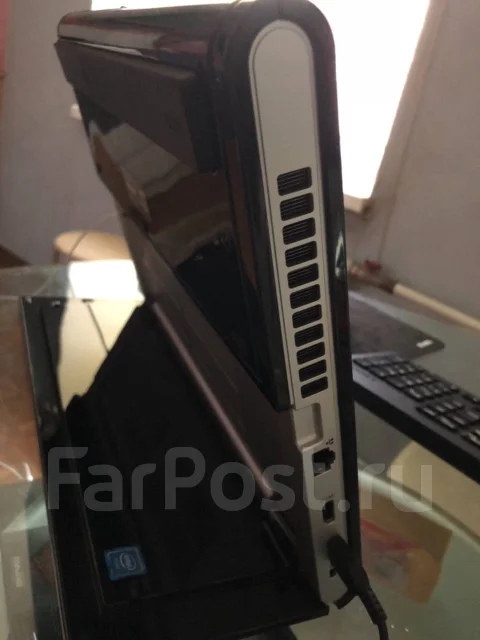 NEC. 15.6", 1,6����, ��� 4 ��, ���� 1 000���, WiFi: 1, Bluetooth: 1, ����������� �� 3��. ����