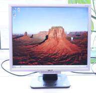 Acer. 19", технология ЖК (LCD)