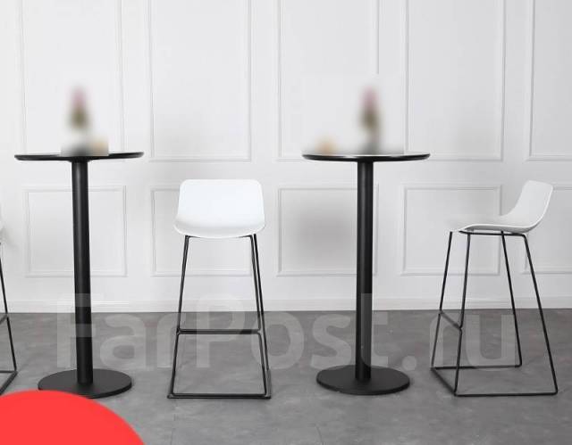 Круглый барный столик в скандинавском стиле, новый, под заказ. Цена: 6 375₽ во Владивостоке