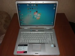 Compaq Presario. 15.4", 1,9����, ��� 2048 ��, ���� 80���, WiFi: 1, ����������� �� 1��. ����