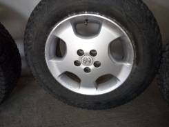 Продам комплект колёс 5х114, 30 на 17. x17" 5x114.30 ET35 ЦО 60,1 мм.