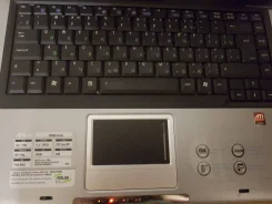 Asus X50SL. 15.4", 1 773,0����, ��� 2048 ��, ���� 160���, WiFi ����