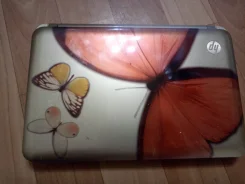 HP Mini 210-1099er Vivienne Tam Edition. 10", 1,7����, ��� 2048 ��, WiFi