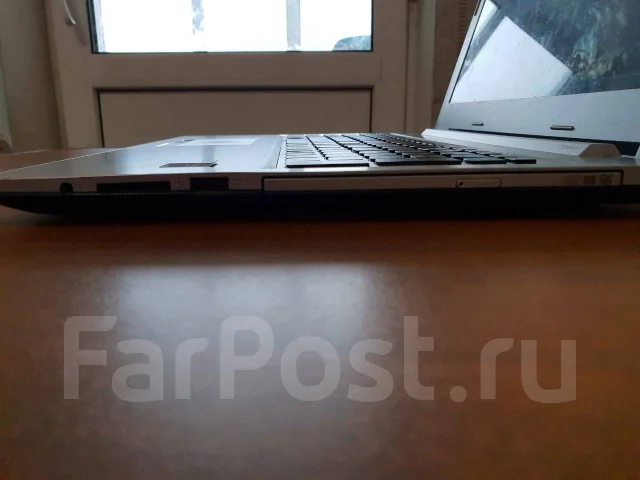 Lenovo IdeaPad Z5070. 15.6", 1,9����, ��� 4 ��, ���� 500���, WiFi: 1, Bluetooth: 1, ����������� �� 3��. ����