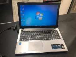 Asus X550L. 15.6", 1,7����, ��� 4 ��, ���� 500���, WiFi: 1, Bluetooth: 1, ����������� �� 2��. ����