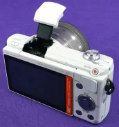 Sony Alpha ILCE-5000. 20 � ����� �� ����