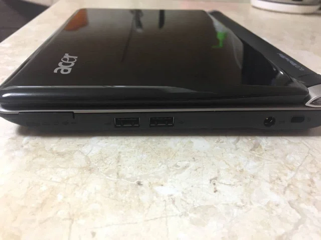 Acer Aspire One D250. WiFi: 1 ����