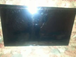 Samsung UE40J6300. LCD (��) ����