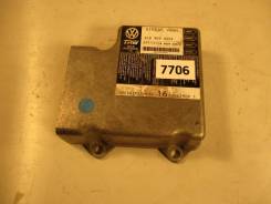 Блок управления airbag. Volkswagen Passat, 3C2, 3C5 Seat Leon, 1P1 Двигатели: AXX, AXZ, BKC, BKP, BLF, BLP, BLR, BLS, BLV, BLX, BLY, BMA, BMB, BMP, BM...