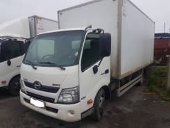 Hino 300. , 4 009 куб. см., 3 000 кг., 4x2