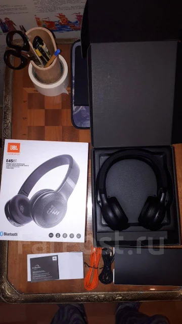 JBL E45BT ����