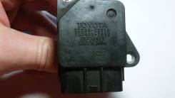 Датчик расхода воздуха. Toyota: Windom, Platz, Aristo, Ipsum, Avensis, Corolla, Altezza, Probox, MR-S, Yaris Verso, Tundra, Raum, Vista, Echo Verso, C...