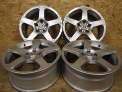Nissan. 7.0x17", 5x114.30, ET45, ЦО 66,1 мм.