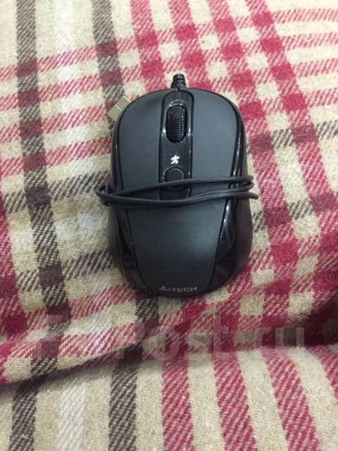 BenQ. 15" ����