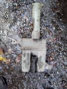 Бачок стеклоомывателя. Toyota Celica, AT180, ST182, ST184 Toyota Carina ED, ST180, ST181 Toyota Corona Exiv, ST180, ST181, ST182, ST183 Двигатели: 3SG...