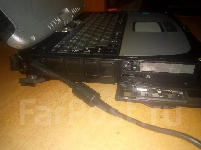 Panasonic Toughbook CF-19. 10.1", 1,2����, ��� 4 ��, ���� 32���, WiFi: 1, ����������� �� 6��. ����