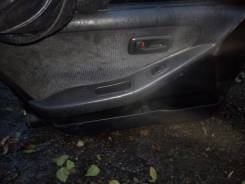 Обшивка двери. Toyota Carina ED, ST180