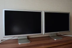 Apple. 23" ����