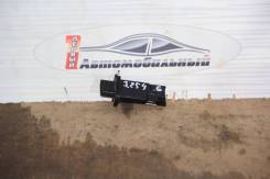 Датчик расхода воздуха. Infiniti: QX56, M45, Q40, QX50, Q45, M56, Q50, FX35, EX25, FX37, M25, QX70, G25, Q60, FX45, EX35, EX37, FX30d, G35, M37, FX50...