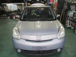 Mazda Verisa. DC5W, ZL ����