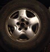 Продам 2 литых диска 15", 5х114.30, с резиной Hankook. 6.0x15" 5x114.30 ЦО 65,0 мм.