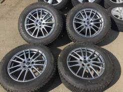225/65R17 DM-V2 2015 95% с литьём тёмном RAV4 Harrier Lexus NX. 7.0x17" 5x114.30 ET39 ЦО 73,0 мм.