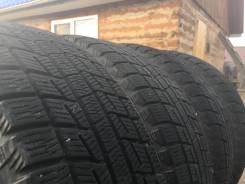 Bridgestone Blizzak Revo2. Зимние, без шипов, 2010 год, 10 %, 4 шт