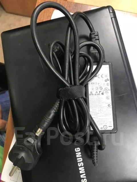 Samsung N102. 10.1", ��� 2048 ��, ���� 120���, WiFi: 1, Bluetooth: 1, ����������� �� 2��. ����