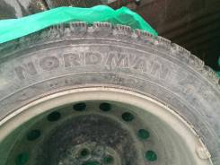 Nokian Nordman 4. Зимние, шипованные, 2015 год, 40 %, 4 шт