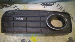 Решетка в бампер правая Audi A5/S5 Coupe/Sportback 2008- б/у VAG 8t0807682d