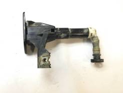 Омыватель фар. Toyota Land Cruiser, GRJ200, URJ200, URJ202, URJ202W, VDJ200, UZJ200W, J200, UZJ200 Двигатели: 1GRFE, 1URFE, 1VDFTV, 3URFE, 2UZFE. Под...