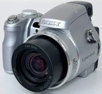 Sony Cyber-shot DSC-H9. 8 - 8.9 ��, ���: 14� � ����� ����
