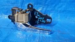 Ручка двери внутренняя. Mitsubishi Grandis, NA4W, NA8W Mitsubishi L200, KA4T, KA5T, KB4T, KB5T, KB7T, KB8T, KB9T Mitsubishi Triton, KB9T Двигатели: 4G...