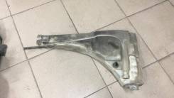 Бачок стеклоомывателя. Volkswagen Touareg, 7L6, 7L7, 7LA Двигатели: AXQ, AYH, AZZ, BAA, BAC, BAR, BHK, BHL, BJN, BKJ, BKS, BLE, BLK, BMV, BMX, BPD, BP...