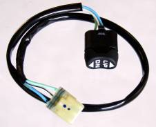 Кнопка гидроподъема HONDA BF75 / BF90 / BF115 / BF130 35640-ZW1-023