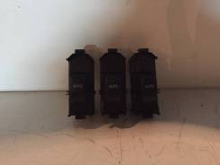 Кнопка стеклоподъемника. Toyota Allex, NZE121, NZE124, ZZE122, ZZE123, ZZE124 Toyota Corolla Axio, ZZE122 Toyota Corolla Fielder, CE121, CE121G, NZE12...