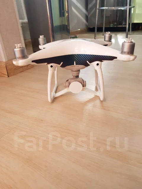DJI Phantom 4. � ������� ����