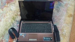 Asus K53S. 15.6", 2 200����, ��� 4 ��, ���� 500���, WiFi: 1, Bluetooth: 1, ����������� �� 3��. ����