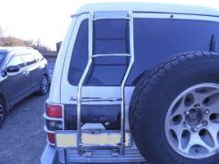 Лестница. Mitsubishi Pajero, V14V, V21W, V23C, V23W, V24C, V24V, V24W, V24WG, V25C, V25W, V26C, V26W, V26WG, V31V, V31W, V33V, V34V, V36V, V36W, V43W...