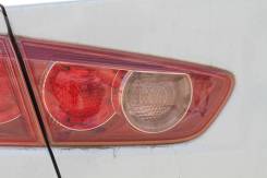 Вставка багажника. Mitsubishi Lancer Evolution, CY4A, CZ4A Mitsubishi Lancer, CY2A, CY3A, CY4A, CY5A, CZ4A Mitsubishi Galant Fortis, CY4A, CZ4A Двигат...