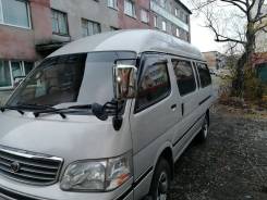 Toyota Hiace. С водителем