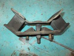 Подушка коробки передач. Subaru Forester, SF9, SG5, SH5 Subaru Legacy, BD5, BD9, BE5, BE9, BEE, BG5, BG9, BGA, BGC, BH5, BH9, BHC, BHE, BL5, BL9, BP5...