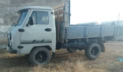 УАЗ 3303. Продам бортовой уаз, 2 500 куб. см., 1 500 кг., 4x4