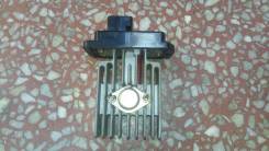 Реостат печки. Toyota: Grand Hiace, Carina, Regius Ace, Corona, Caldina, Touring Hiace, Granvia, Hiace, Regius Двигатели: 1KZTE, 3RZFE, 5VZFE, 2C, 3SF...