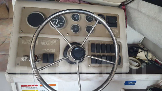 Bayliner. 1996 ���, ����� 10��., ��������� ������������, 380��.�., ������ ����
