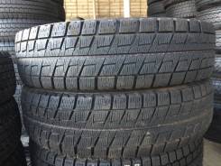 Bridgestone Blizzak Revo2. Зимние, без шипов, 2012 год, 10 %, 2 шт