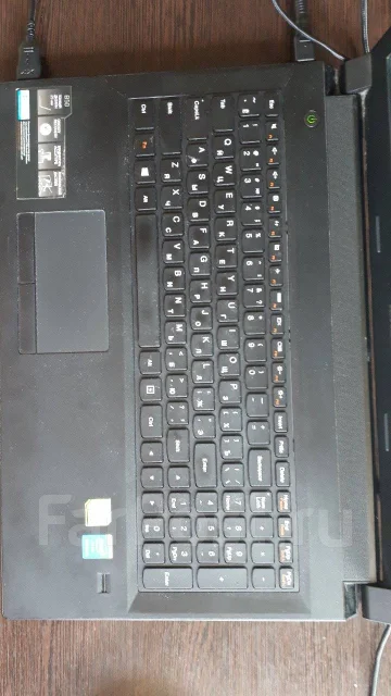 Lenovo B5030. 15.6", 2,2����, ��� 4 ��, ���� 499���, WiFi: 1, Bluetooth: 1, ����������� �� 5��. ����