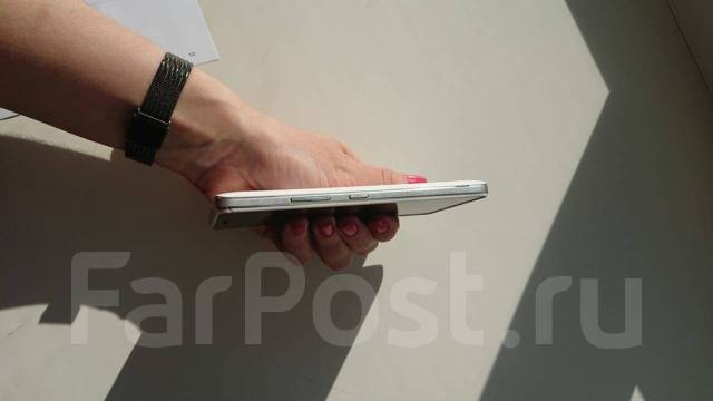 Lenovo Vibe P1. /, , 3G, 4G LTE, Dual-SIM 