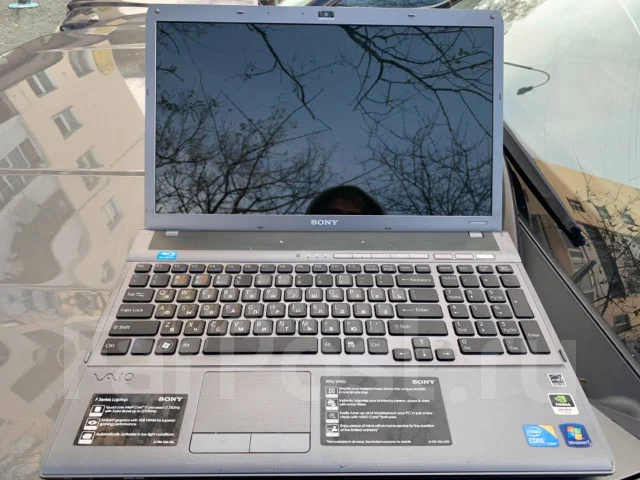 Sony VAIO VPC. 16.4", 1,7����, ��� 6 ��, ���� 640���, WiFi: 1, Bluetooth: 1, ����������� �� 3��. ����